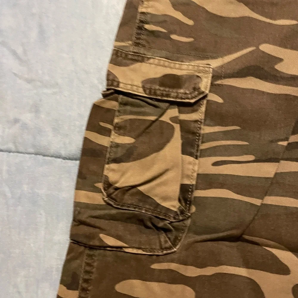 Wrangler Jeans Co. Camo Cargo Pants - Picture 2 of 9